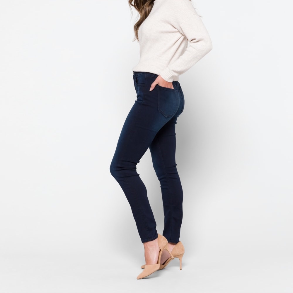 7 For All Man Kind Blue Stretch Skinny Blue Jeans